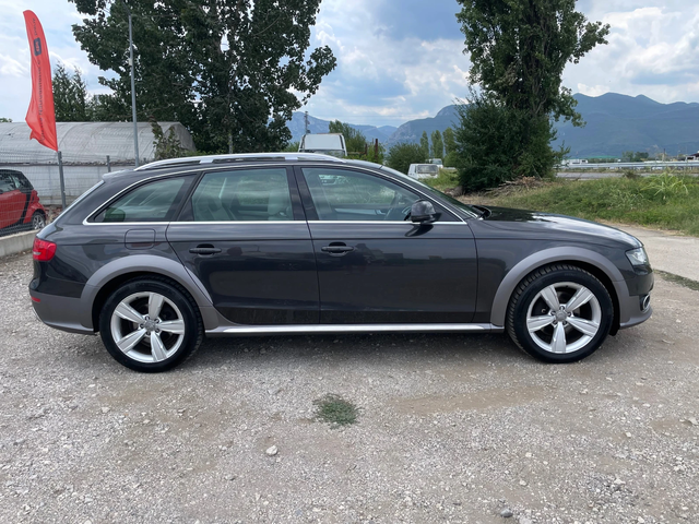 Audi A4 Allroad 3.0TDI-4x4-PANORAMA-ITALiA - автомобили, коли, обяви за нови и употребявани 3