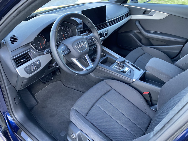 Audi A4 Design/ S tronic - автомобили, коли, обяви за нови и употребявани 9