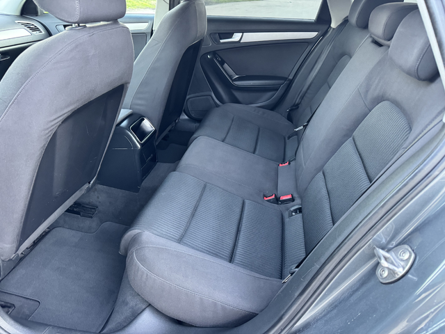 Audi A4 Facelift - автомобили, коли, обяви за нови и употребявани 8