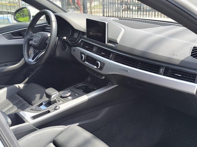 Audi A4 Quatrro  2.0TFSI - автомобили, коли, обяви за нови и употребявани 11