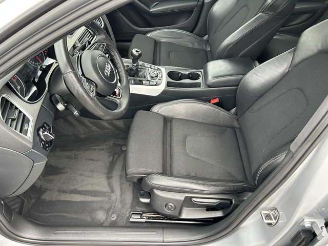 AUDI A4 S-line - автомобили, коли, обяви за нови и употребявани 7