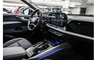 Audi A5 QUATTRO* PREMIUM PLUS* АвтоКредит* (ЦЕНА ДО БГ) - автомобили, коли, обяви за нови и употребявани 14