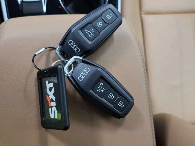 Audi A5 * Progressiv * 2 КЛЮЧА * АМБИЕНТНО * ПОДГРЕВ - автомобили, коли, обяви за нови и употребявани 8