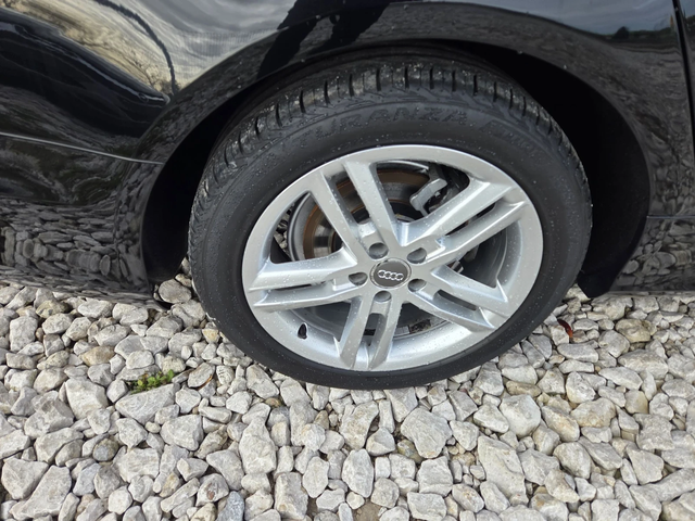 Audi A6 3.0tdi* S line * - автомобили, коли, обяви за нови и употребявани 7