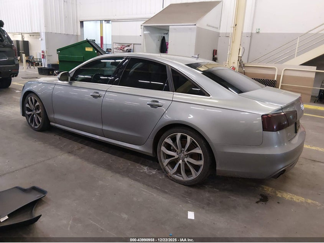 Audi A6 3.0L V-6 DI, DOHC, VVT, SUPERCHARGER, 310HP All Wheel Drive - автомобили, коли, обяви за нови и употребявани 2