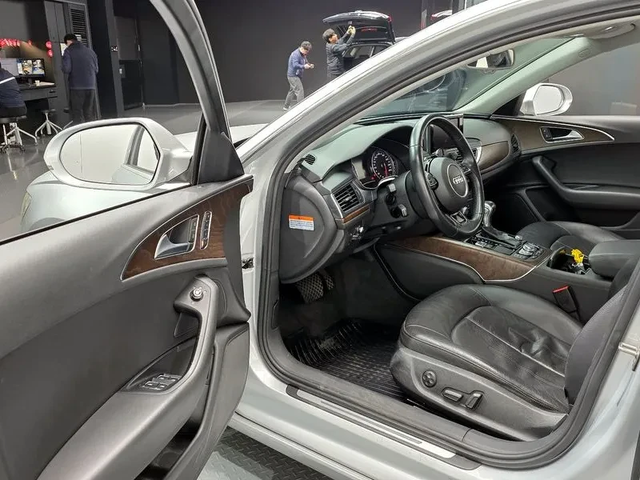 Audi A6 2.0 TDI Dynamic C7 - автомобили, коли, обяви за нови и употребявани 10