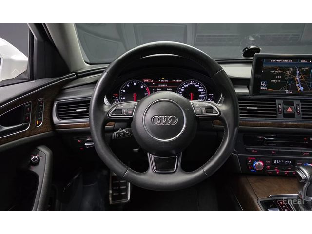 Audi A6 3.0 T Quattro* DISTRONIC* BOSE* HEAD-UP* ОБДУХВАНЕ - автомобили, коли, обяви за нови и употребявани 7