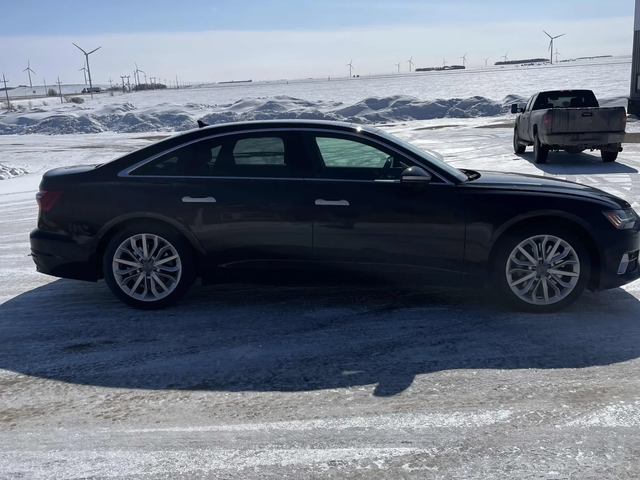 Audi A6 MATRIX* 55TFSI* LANE* ASSIST* ПОДГРЕВ* ОБДУХВАНЕ* - автомобили, коли, обяви за нови и употребявани 1