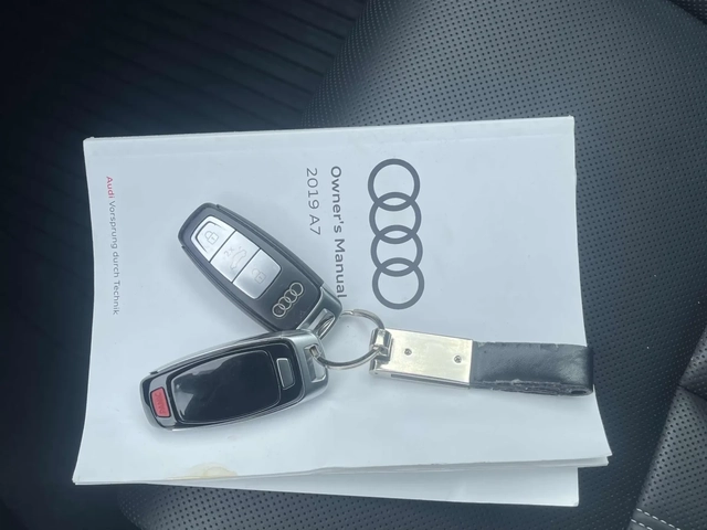 Audi A7 Sportback Technik * CARFAX * АВТО КРЕДИТ * - автомобили, коли, обяви за нови и употребявани 15
