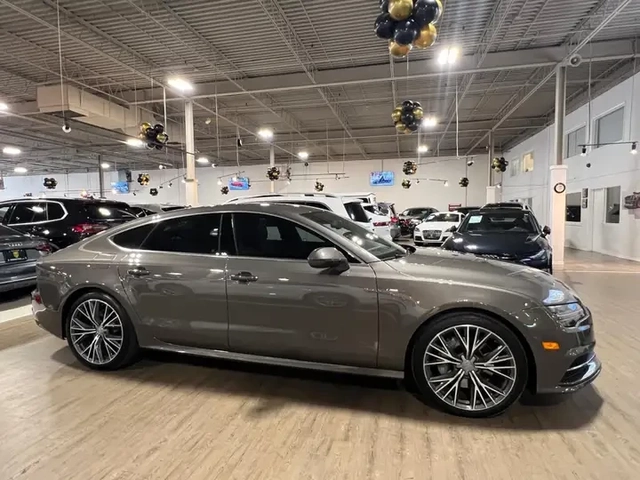 Audi A7 3.0T * S LINE * Technik * BOSE * CARFAX - автомобили, коли, обяви за нови и употребявани 3