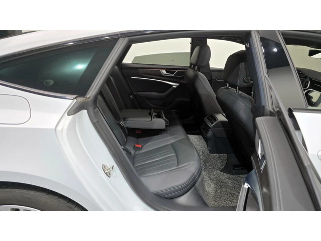 Audi A7 45 TDI quattro Premium45 TDI quattro Premium - автомобили, коли, обяви за нови и употребявани 10