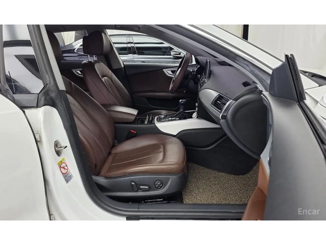 Audi A7 QUATTRO - автомобили, коли, обяви за нови и употребявани 8