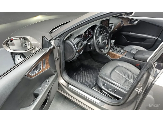 Audi A7 QUATTRO - автомобили, коли, обяви за нови и употребявани 9