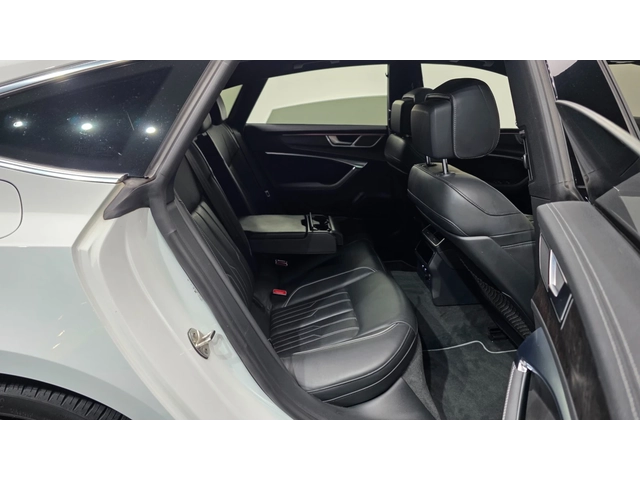 Audi A7 50 TDI Quattro Premium | HUD | 360  камера | масаж - автомобили, коли, обяви за нови и употребявани 11