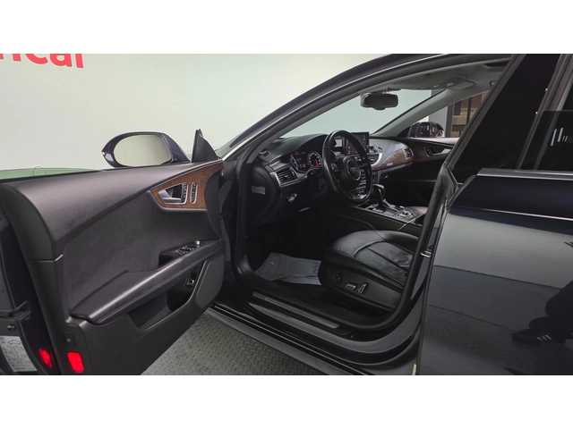 Audi A7 50 TDI Quattro | HUD | Sunroof - автомобили, коли, обяви за нови и употребявани 7