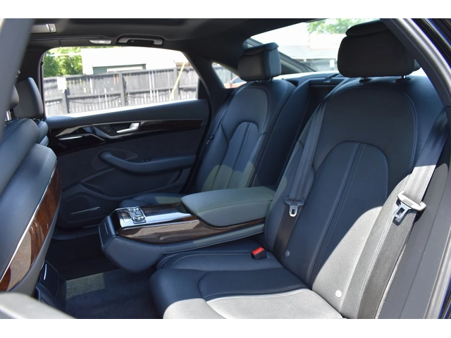 Audi A8 LONG* MATRIX* 360* МАСАЖ* ДИСТТРОНИК* ОБДУХ* BOSE* - автомобили, коли, обяви за нови и употребявани 11