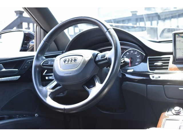 Audi A8 LONG* MATRIX* 360* МАСАЖ* ДИСТТРОНИК* ОБДУХ* BOSE* - автомобили, коли, обяви за нови и употребявани 5