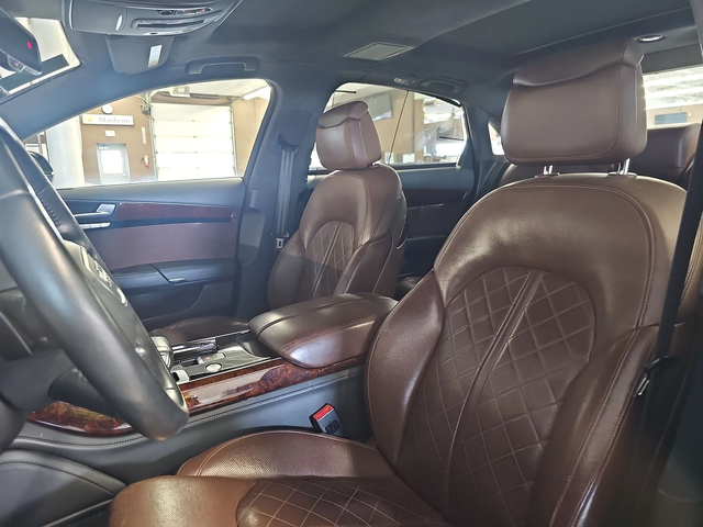 Audi A8 LONG TDI* DISTRONIK* МАСАЖ* ОБДУХ* BOSE* PANO* ALC - автомобили, коли, обяви за нови и употребявани 8