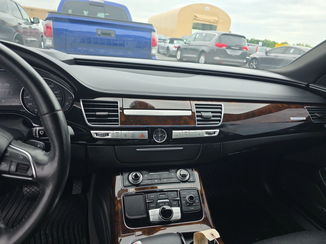 Audi A8 MATRIX* DISTRONIK* HEADUP* 360* МАСАЖ* ОБДУХ* ПАНО - автомобили, коли, обяви за нови и употребявани 10