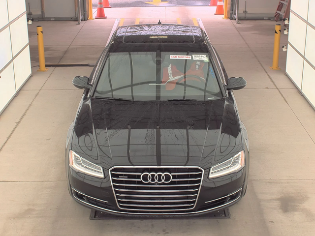 Audi A8 MATRIX* DISTRONIK* HEADUP* 360* МАСАЖ* ОБДУХ* ПАНО - автомобили, коли, обяви за нови и употребявани 2