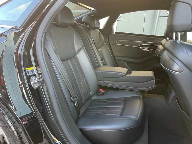 Audi A8 TFSI 55 quattro Реален пробег - автомобили, коли, обяви за нови и употребявани 13