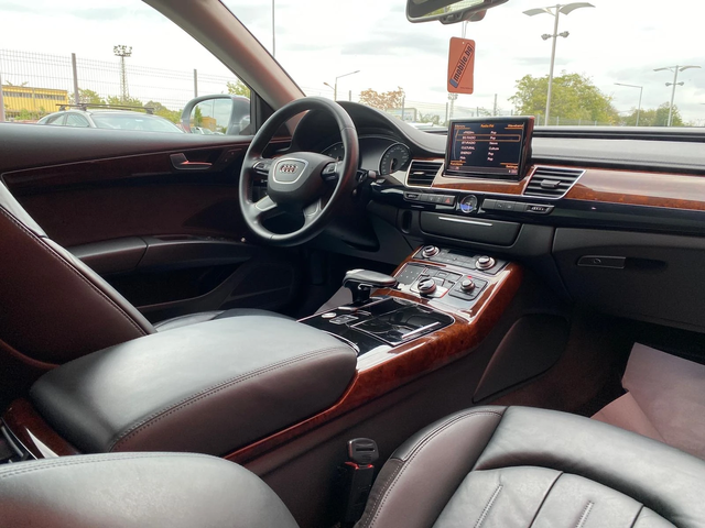 Audi A8 4.2 FSI 371к.с. QUATTRO КАТО НОВА - автомобили, коли, обяви за нови и употребявани 14