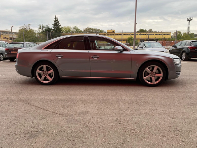 Audi A8 4.2 FSI 371к.с. QUATTRO КАТО НОВА - автомобили, коли, обяви за нови и употребявани 3