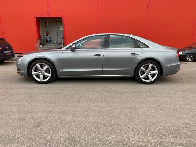 Audi A8 4.2 FSI 371к.с. QUATTRO КАТО НОВА - автомобили, коли, обяви за нови и употребявани 7