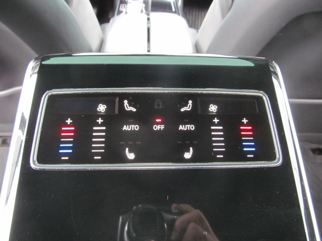 Audi A8 50 TDI ТОП/ Navi* kamera* quattro* - автомобили, коли, обяви за нови и употребявани 11