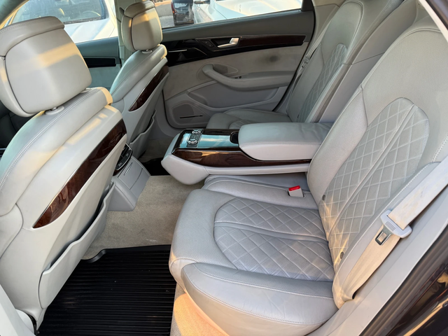 Audi A8 L* S8* PACK* 4.0T* 435к.с* 2016г* 170.000KM* FULL - автомобили, коли, обяви за нови и употребявани 6