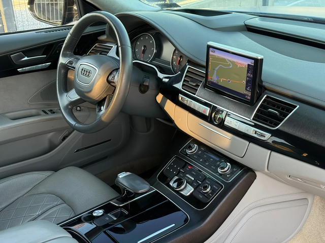 Audi A8 L* S8* PACK* 4.0T* 435к.с* 2016г* 170.000KM* FULL - автомобили, коли, обяви за нови и употребявани 8
