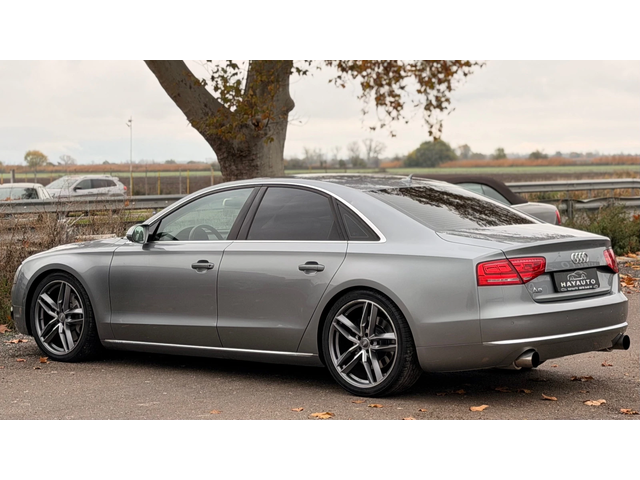 Audi A8 4.2TDI= QUATTRO= 3XTV= EXCLUSIVE= DISTRONIC= BOSE= - автомобили, коли, обяви за нови и употребявани 6