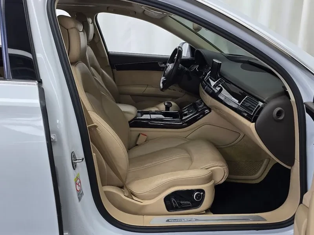 Audi A8 3.0 TDI Quattro - автомобили, коли, обяви за нови и употребявани 10