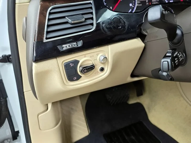 Audi A8 3.0 TDI Quattro - автомобили, коли, обяви за нови и употребявани 15