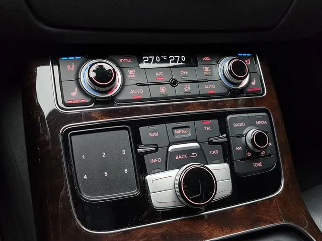 Audi A8 3.0 TDI Quattro - автомобили, коли, обяви за нови и употребявани 15