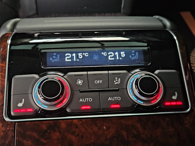 Audi A8 L/4.2TDI/TV/DISTR/BOSE/CAMERA/ОБДУХ/МАСАЖ/ВАКУМ/LI - автомобили, коли, обяви за нови и употребявани 11