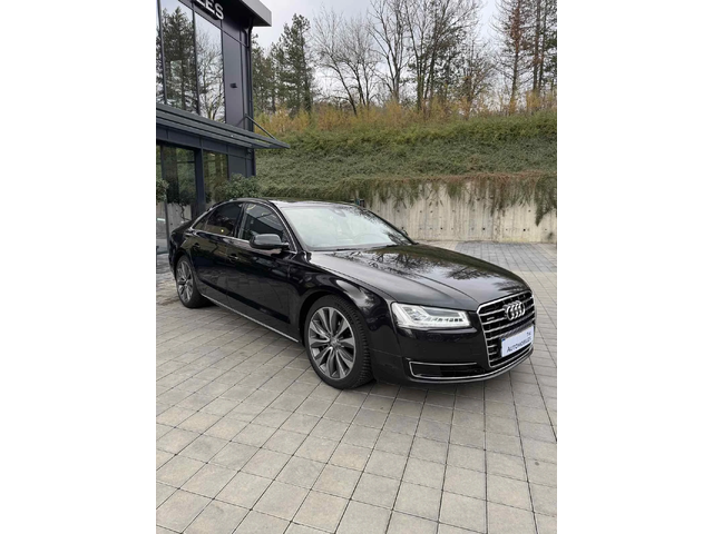 Audi A8 - автомобили, коли, обяви за нови и употребявани 1