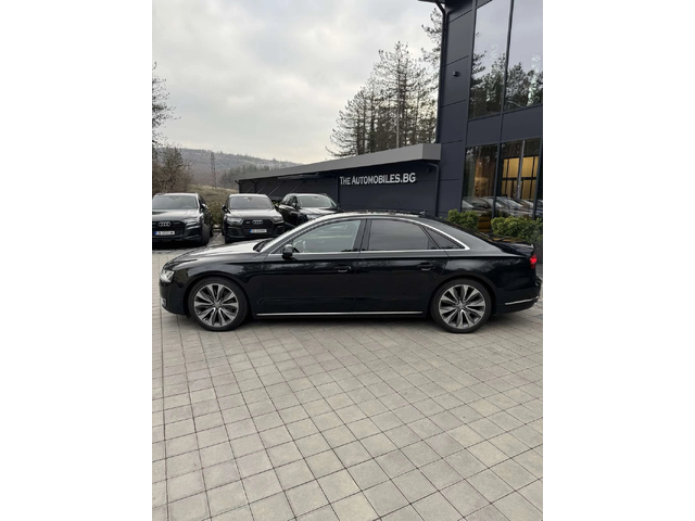 Audi A8 - автомобили, коли, обяви за нови и употребявани 3