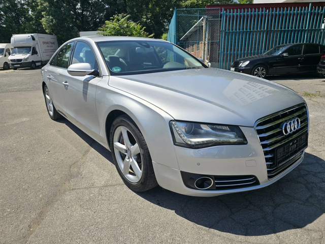 Audi A8 4.2 Германия - автомобили, коли, обяви за нови и употребявани 0