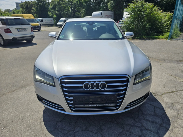 Audi A8 4.2 Германия - автомобили, коли, обяви за нови и употребявани 1
