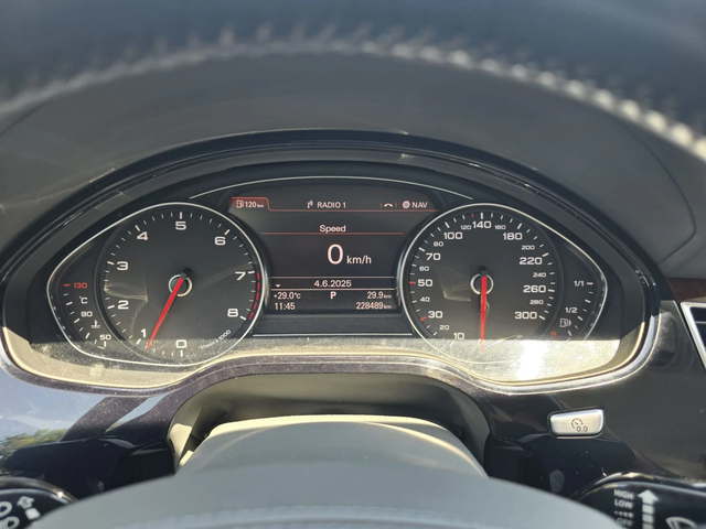 Audi A8 4.2 Германия - автомобили, коли, обяви за нови и употребявани 9