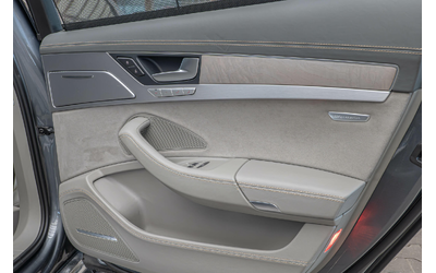 Audi A8 4.2TDI/Long/Bose/Design Selection/137к км/Алкантар - автомобили, коли, обяви за нови и употребявани 8