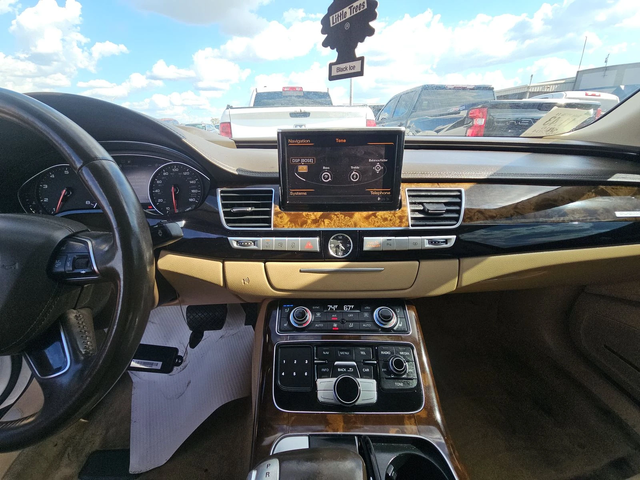 Audi A8 3.0Т* MATRIX* ПОДГРЕВ* КАМЕРА* КЕЙЛЕС* - автомобили, коли, обяви за нови и употребявани 10