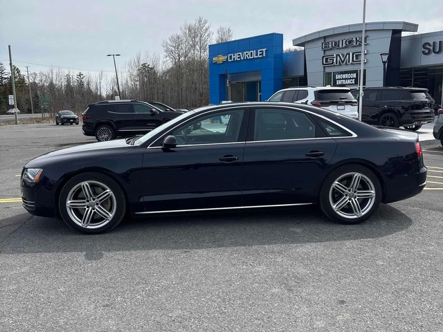 Audi A8 | Premium | 4.2 | ОБДУХВАНЕ | PANO | - автомобили, коли, обяви за нови и употребявани 2