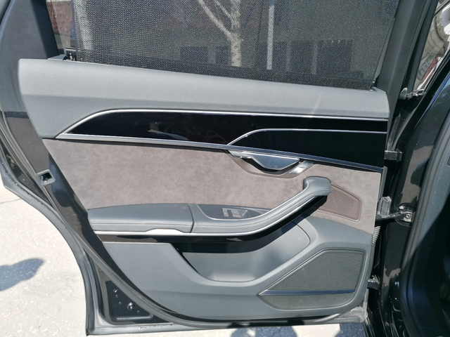 Audi A8 50 TDI S line - автомобили, коли, обяви за нови и употребявани 10