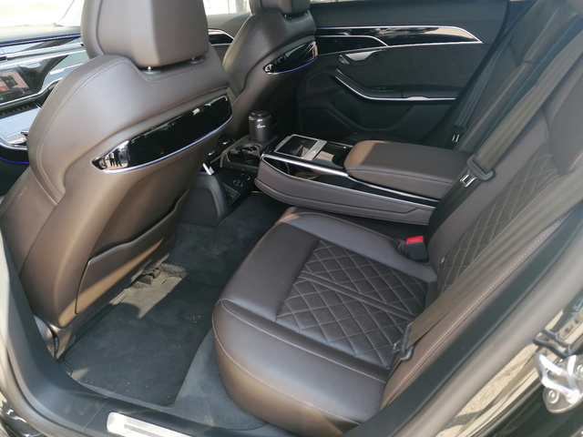 Audi A8 50 TDI S line - автомобили, коли, обяви за нови и употребявани 11