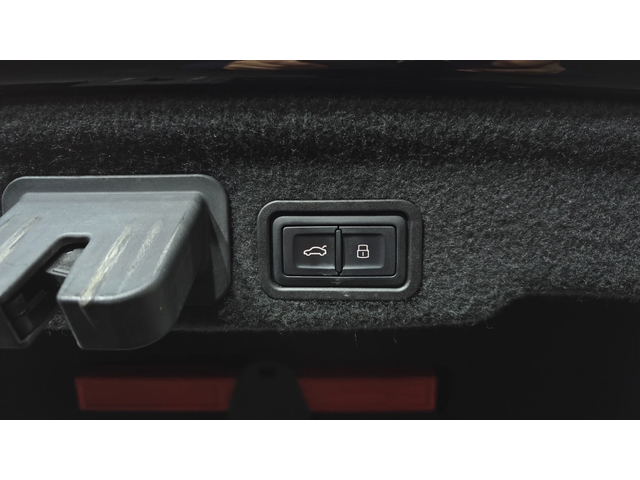 Audi A8 * TDI* HeadUp* Camera* Navi* АВТОКРЕДИТ - автомобили, коли, обяви за нови и употребявани 11