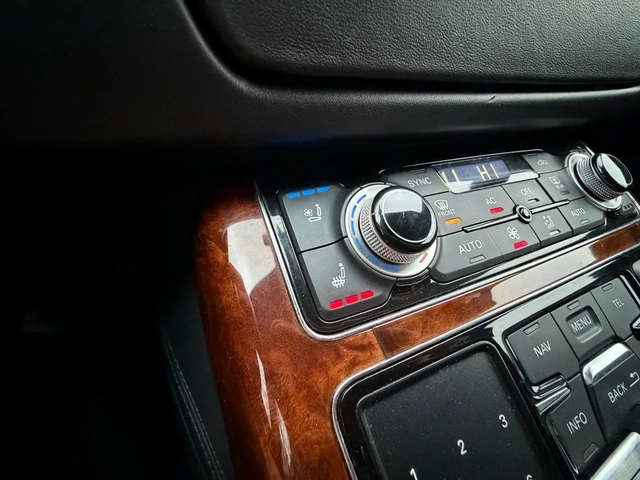 Audi A8 БАРТЕР* 4.2TDI* V8* BiTURBO* LONG* LED - автомобили, коли, обяви за нови и употребявани 11