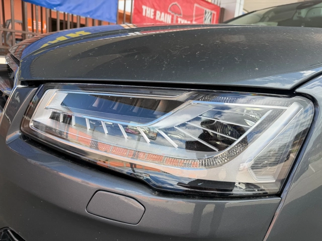 Audi A8 MATRIX* LONG* 3.0D* БАРТЕР - автомобили, коли, обяви за нови и употребявани 5