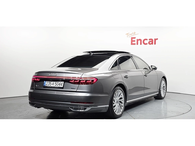 Audi A8 LONG* DISTRONIK* 360* HEAD-UP* ОБДУХ* МАСАЖ* TV* F - автомобили, коли, обяви за нови и употребявани 3